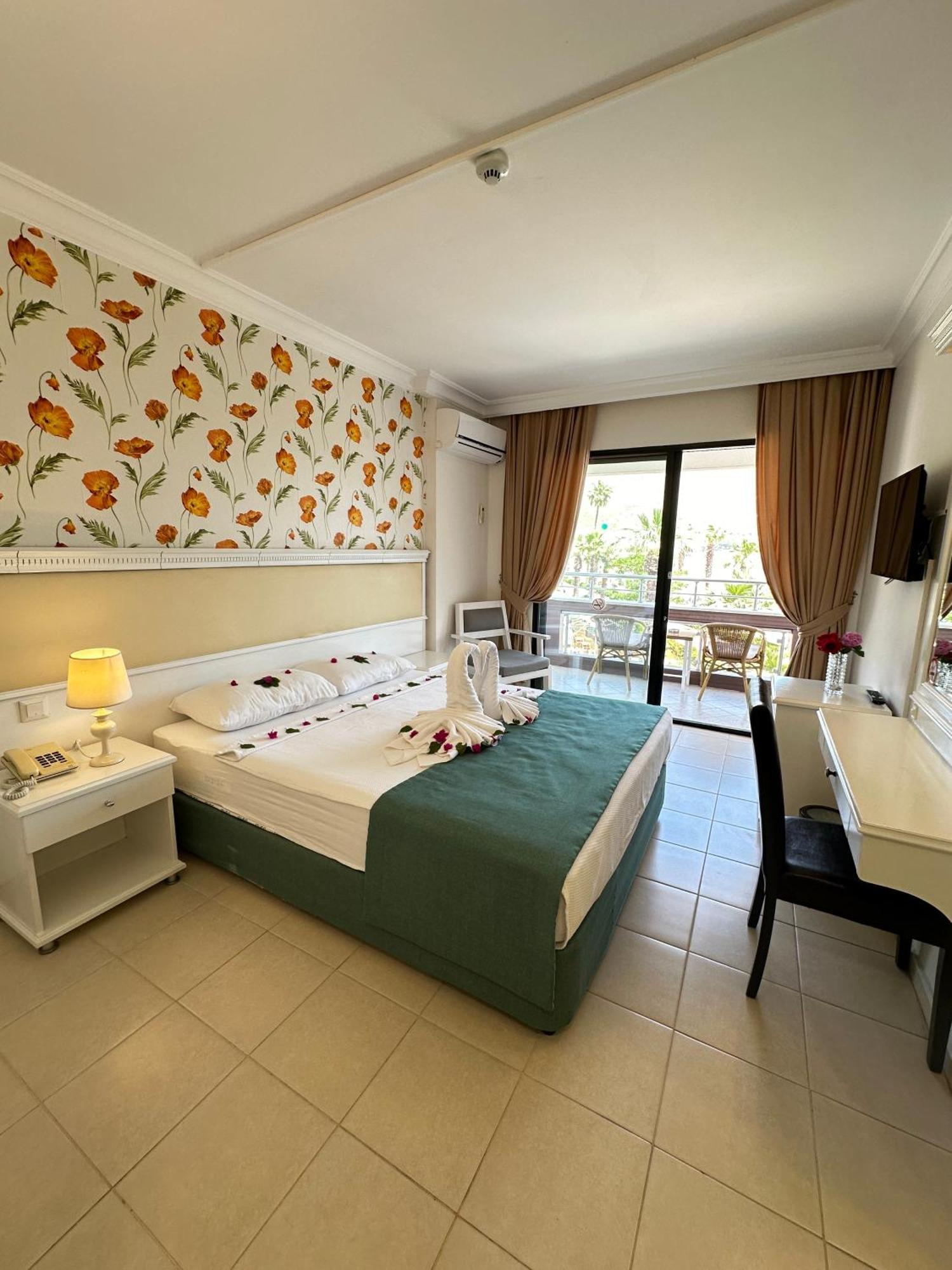 Hotel Chateau De Ville Marmaris Eksteriør bilde