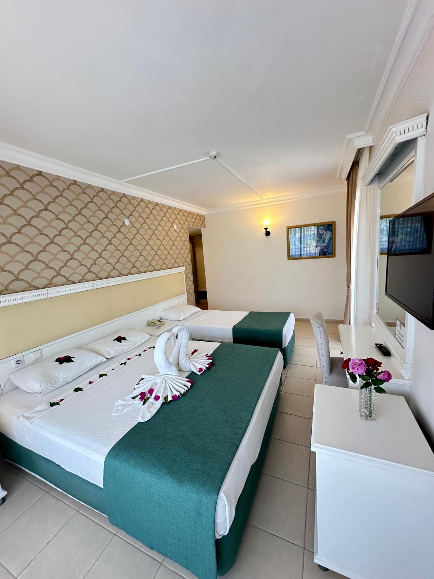Hotel Chateau De Ville Marmaris Eksteriør bilde
